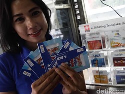 Imbas Demo Sopir Taksi, TransJ: Khusus Hari ini Penumpang Boleh Bayar Tunai