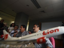 Penumpang Lion Terkurung 2 jam di Dalam Pesawat Sebelum Dialihkan