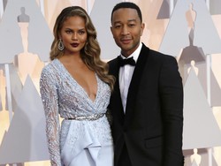 Kejutan John Legend untuk Chrissy Teigen di Hari Natal