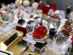 Cincin Emas Berisi Obat Kuat Dijual dengan Harga Rp 326 Juta