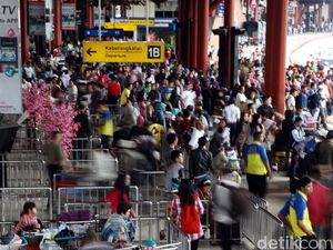 Viral Taksi Rp 900 Ribu, Transportasi Murah Soetta-Jakarta Dinilai Perlu