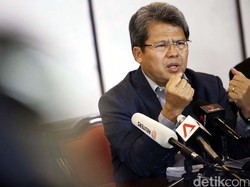 Todung: Hoax atau Fake News di Indonesia Semakin Uncontrol