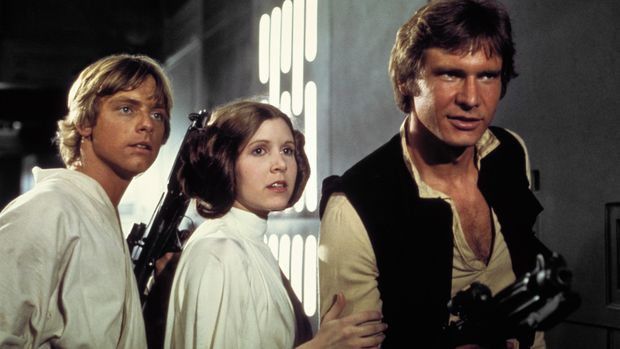 Han Solo menyelamatkan Putri Leia dan membuatnya jatuh cinta.