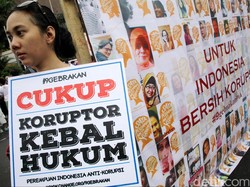 Gayus Tambunan dan Nazaruddin Bisa Dapat Remisi, Menkum Yasonna Dikritik