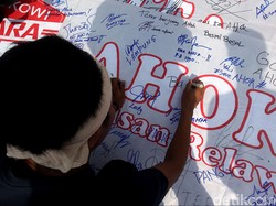 Satpol PP Siap Usir Warga yang Bawa Atribut Politik di CFD