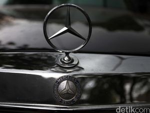Akibat Konflik, Mercedes-Benz Terancam Kehilangan Aset Rp 34 Triliun di Rusia Akibat Konflik, Mercedes-Benz Terancam Kehilangan Aset Rp 34 Triliun di Rusia