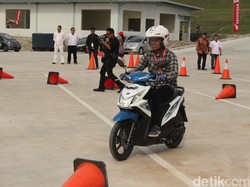 10 Motor Terlaris Bulan Maret 2016