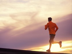 Ngabuburit Sambil Berlari, Why Not?