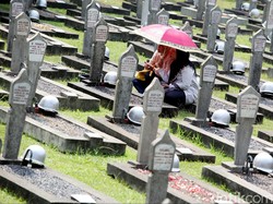 Ahok Ingin Bangun Taman Makam Pahlawan Khusus Pejuang Asli Jakarta