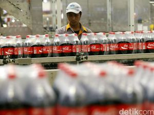 Coca-Cola PHK 75 Karyawan, Kantor Pusat Jadi Sasaran