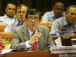 Menteri Yasonna Diminta Sejalan dengan Jokowi Tolak Revisi UU KPK