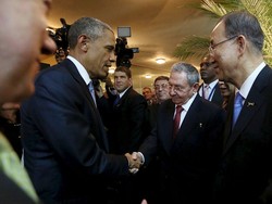Bertemu Raul Castro untuk Kedua Kali, Obama Ingin Hentikan Embargo untuk Kuba