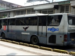 Penumpang, Bus TransJ Beroperasi Mulai Pukul 09.30 WIB Hari ini