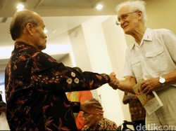 Franz Magnis dan Buya Syafii Beri Pembekalan Pimpinan KPK Baru