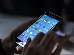 Mau Ponsel Android Lebih Ngacir? Hapus Saja Facebook!