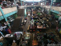 Suara Hati Pedagang Pasar Senen Menunggu Renovasi yang Tak Kunjung Rampung