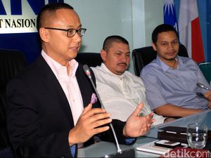 PAN: Jokowi Bisa Sewa Pesawat Saat Kampanye Pilpres