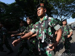 Enam Anggota Timnas Sepakbola Masuk Tentara Jalur Prestasi