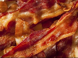 WHO Sebut Bacon Picu Kanker, Tagar #FreeBacon Ramaikan Media Sosial