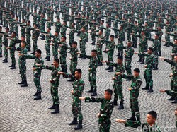 Kisah Para Tentara yang Dihukum Gegara Istri Posting Hina Pemerintah