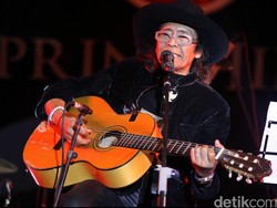 Penyanyi Senior, Leo Kristi Tengah Kritis di RS