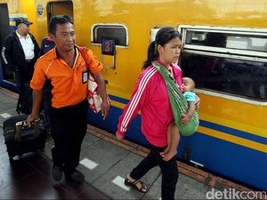 Ini Pendapatan PT KA Daops VIII Selama Libur Natal dan Tahun Baru