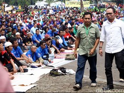 Diperintah Jokowi Revisi PP JHT, Menaker: Ini Tidak Menabrak Undang-undang