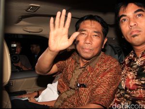 Cerita Lulung Kena Macet di Matraman Saat akan Melayat Cerita Lulung Kena Macet di Matraman Saat akan Melayat