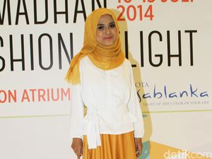 Cerita Seru di Balik Persiapan Restu Anggraini Fashion Show di Australia Cerita Seru di Balik Persiapan Restu Anggraini Fashion Show di Australia