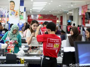 Konsumen Berhak Menolak Jika Uang Kembalian Diganti Permen Konsumen Berhak Menolak Jika Uang Kembalian Diganti Permen