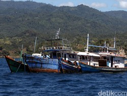Kemlu akan Panggil Kuasa Usaha Dubes Cina Terkait Ilegal Fishing di Natuna