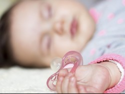 Jangan Remehkan Saat si Kecil Ngorok dan Tidur Tak Nyenyak