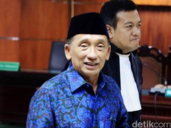 MA Tolak Kasasi Eks Bupati Fuad Amin, Harta Rp 250 M Dirampas Negara