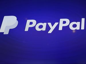 PayPal Lengket dengan Facebook