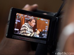 Sidang Lanjutan PK Hadi Poernomo, KPK Serahkan Berkas Replik ke Hakim