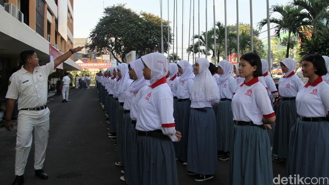 Siapa Paskibraka Pembawa Bendera Merah Putih Saat Upacara 