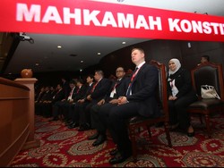 Pimpinan MK Datangi DPR Bicarakan Usulan Revisi UU MK