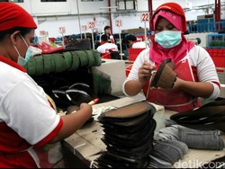 Rugi Rp 40 M di Semester I, Bata Setop Produksi Alas Kaki