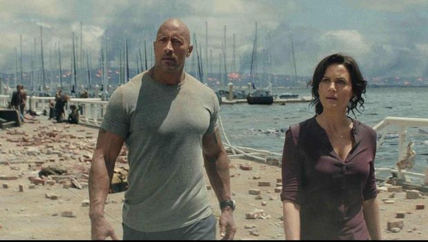 Film San Andreas yang diperankan oleh Dwayne Johnson.