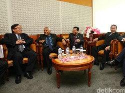 Sektor Ekonomi Jadi Sorotan, Menkeu Bambang Sukses Lobi DPR