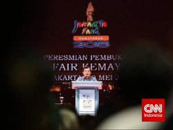 Di Bone, JK Datangi Masjid Raya Bukaka dan Nostalgia di SD