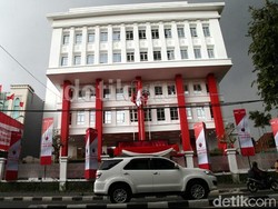 PDIP Siapkan Tim Hukum Partai Bantu Hasto yang Kini Jadi Tersangka
