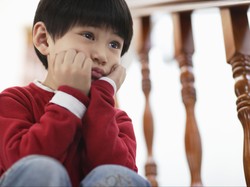 Anak Alami Gangguan Bicara atau Pendiam, Bagaimana Membedakannya?