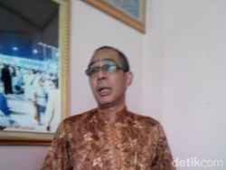 Kampus Tak Terdaftar,  STIE Adhy Niaga: Ketua Lama yang Tahu