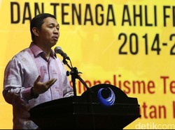 Pro-Kontra Sapu Bersih Loyalis Anis