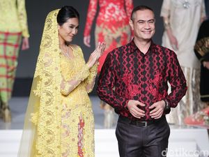 Indra Bekti Kenang Desainer Marga Alam yang Meninggal karena Pneumonia Indra Bekti Kenang Desainer Marga Alam yang Meninggal karena Pneumonia