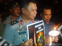 Irjen Anton Charliyan Ikut Gerakan 1000 Lilin untuk Angeline