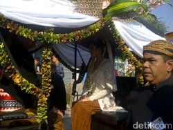 Ijab Kabul Selesai, Gibran-Selvi Saling Pasang Cincin