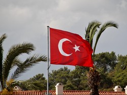 Turki Menembak Jatuh Drone Misterius di Dekat Perbatasan Rusia