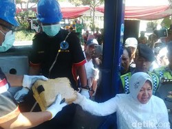Musnahkan Barang Bukti Miras, Risma Ngerasa Mabuk